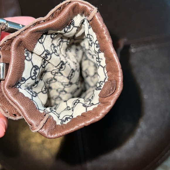 Micheal Kors Gloves - Picture 3 of 8